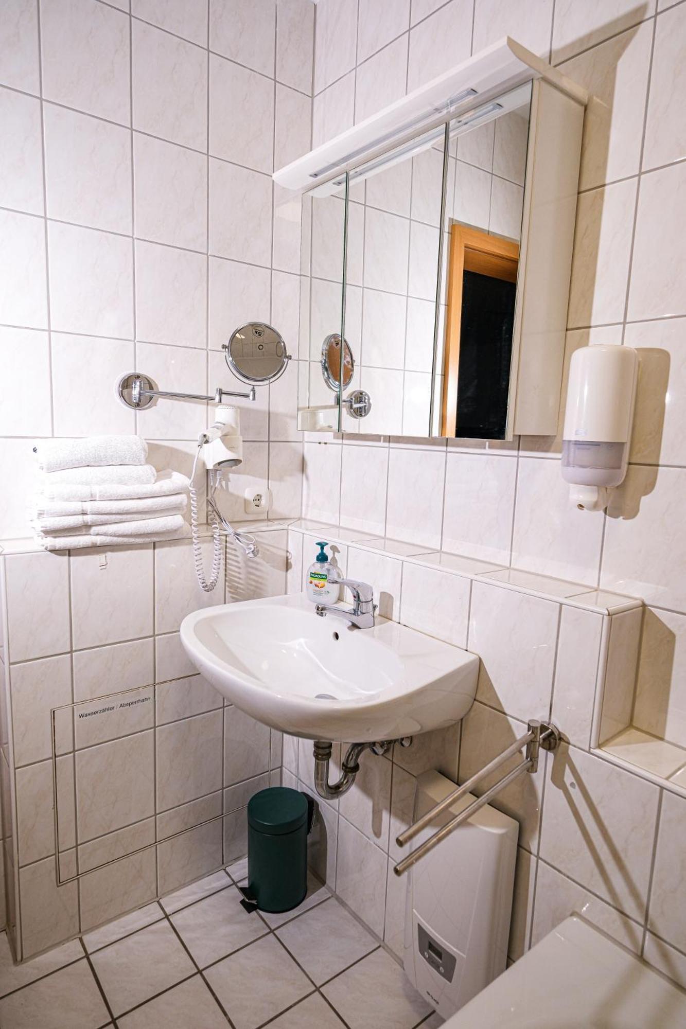 Apartment 4 باد كونيغ المظهر الخارجي الصورة